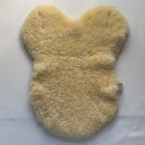 Genuine Sheepskin Seat Saver Natural